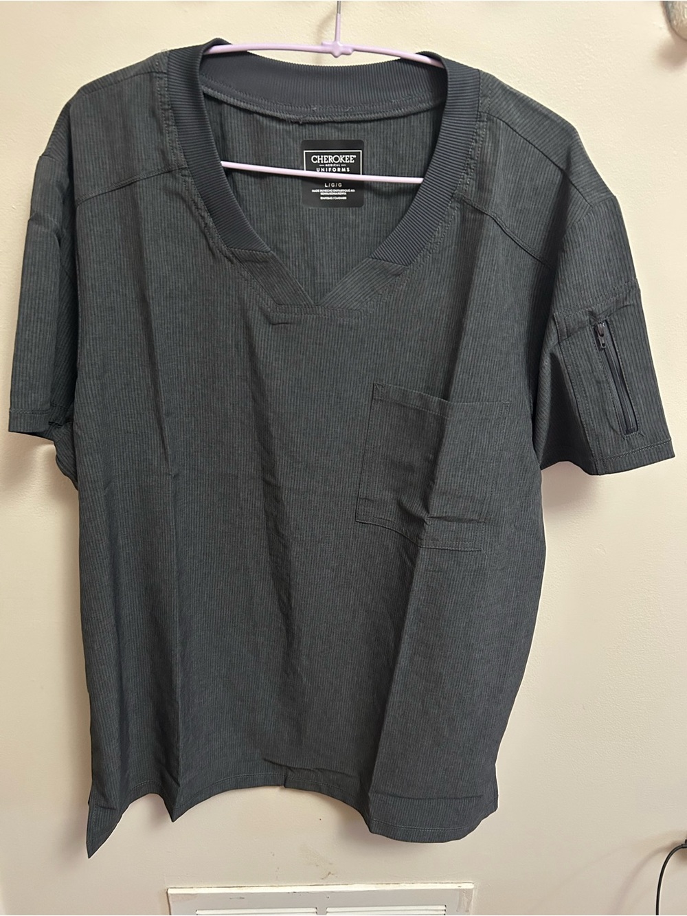 Cherokee Men's Short Sleeve V-Neck Scrub Top - Charcoal Gray